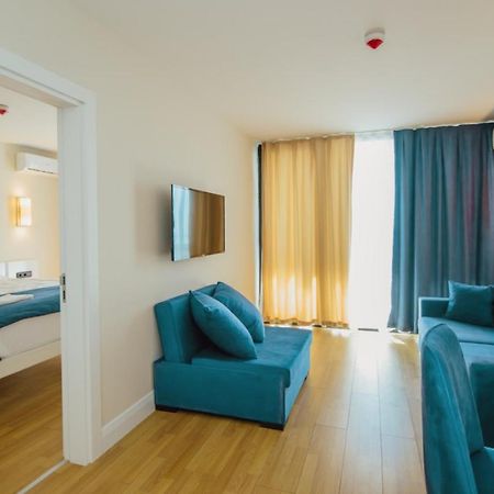 Luxury Sea View Apartments In Orbi City Батуми Экстерьер фото