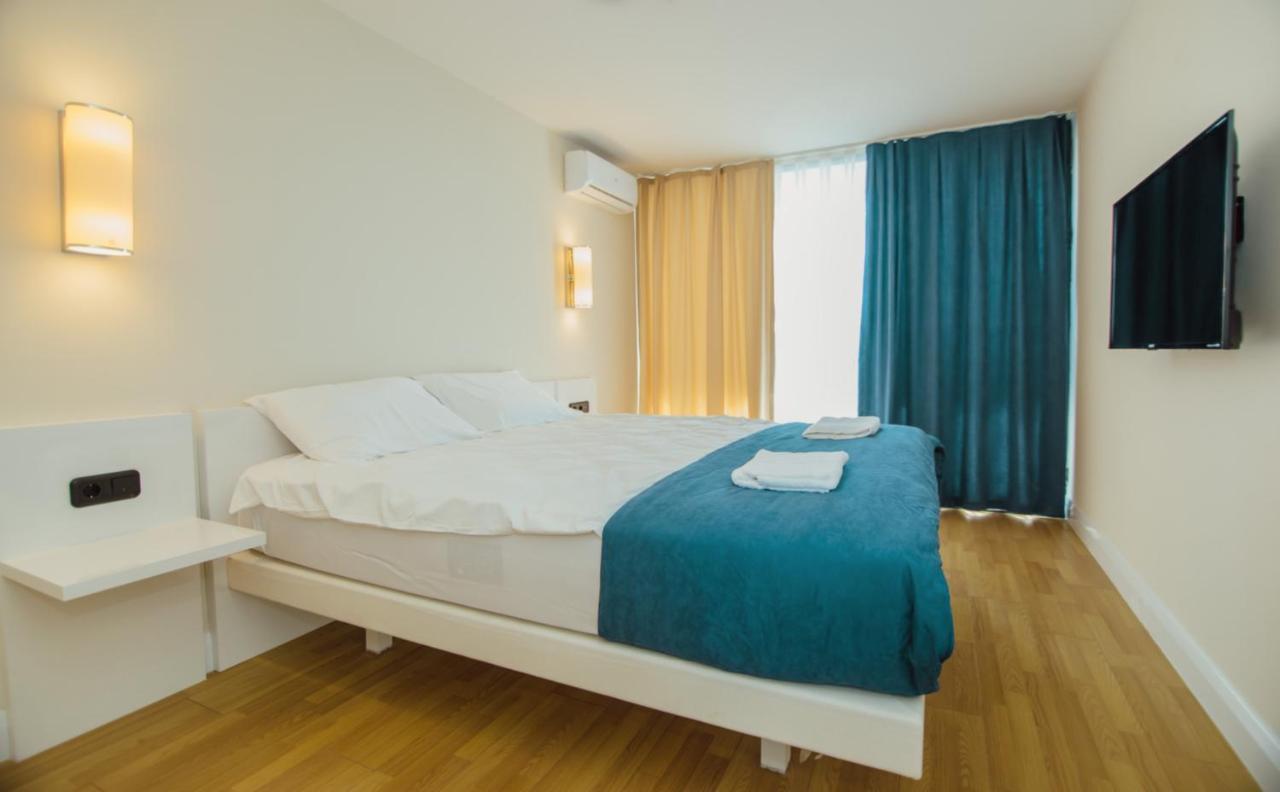 Luxury Sea View Apartments In Orbi City Батуми Экстерьер фото